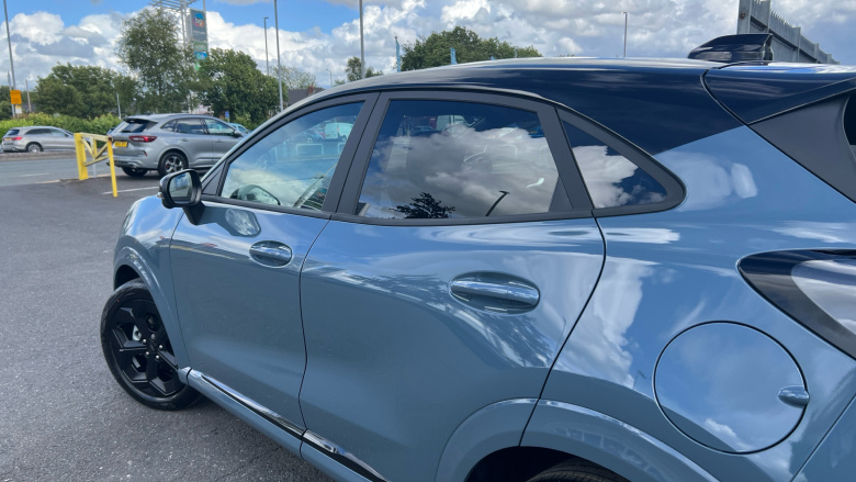 Ford Puma 1.0 EcoBoost Hybrid mHEV BlueCruise Ed 5dr DCT Petrol Hatchback